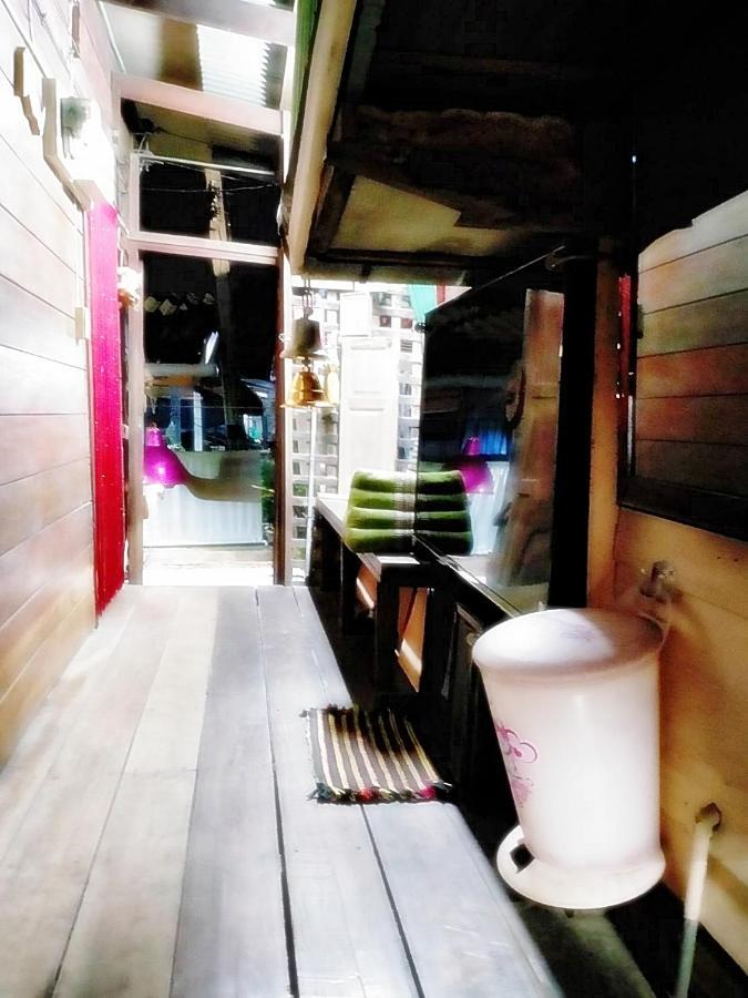 Ray Nu Guest House Phra Nakhon Si Ayutthaya Exterior foto